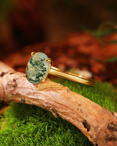 FIORA Simple Oval Cut Moss Agate Promise Ring