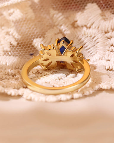 LOIS Pear Cut Sapphire Cluster Leaf Engagement Ring