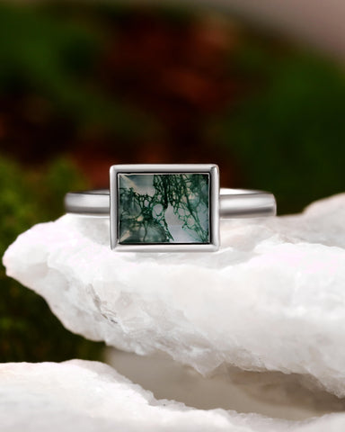 LUFLIN Baguette Shaped Moss Agate Promise Ring Bezel Solitaire Engagement Ring