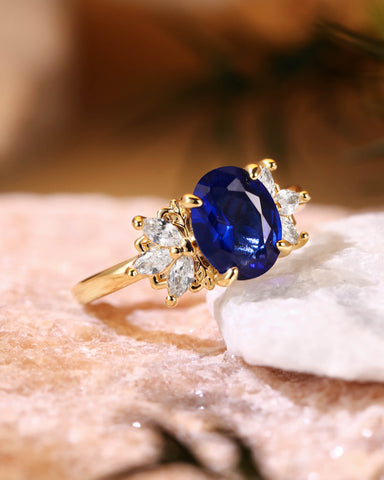 BETTE Leafy Cluster Oval Cut Sapphire Engagement Ring