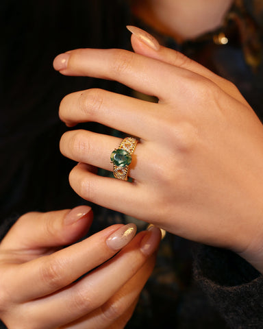 SYLVETRA Oval Shaped Moss Agate Antique Infinity Ring