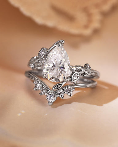 HELENE Pear Moissanite Flower Inspired Leafy Bridal Set 2pcs