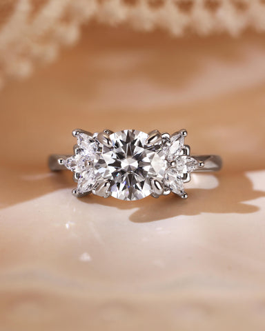 RUELLE Marquise & Round Cut Moissanite Cluster Engagement Ring