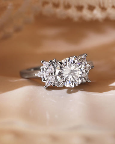 RUELLE Marquise & Round Cut Moissanite Cluster Engagement Ring