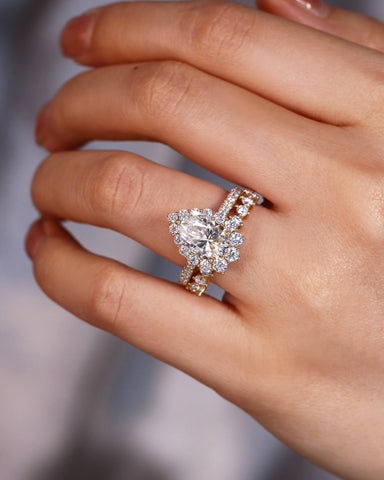 QUINTESSA Halo Pear Shaped Moissanite Engagement Ring Set 2PCS