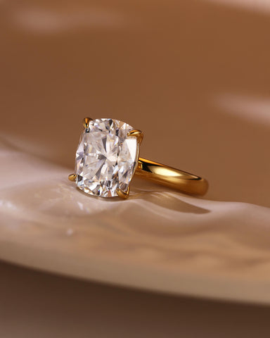 LUCIA 18k Yellow Gold Cushion Cut 8CT Moissanite Solitaire Ring