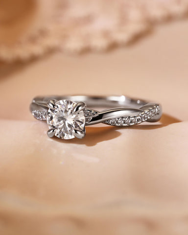CIELO Round Cut Twist Engagement Ring