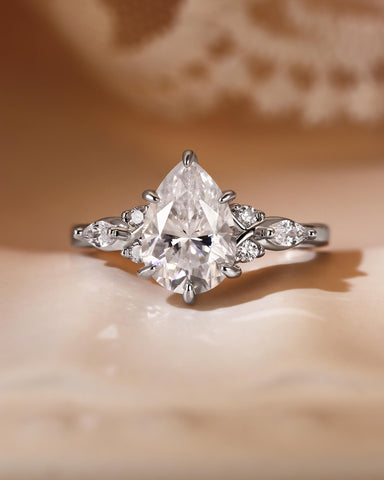 NADIA Three Stone Pear Cut Moissanite Twist Engagement Ring