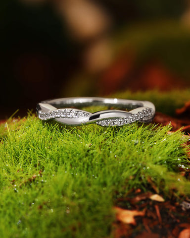 TWINE Twist Band Ring