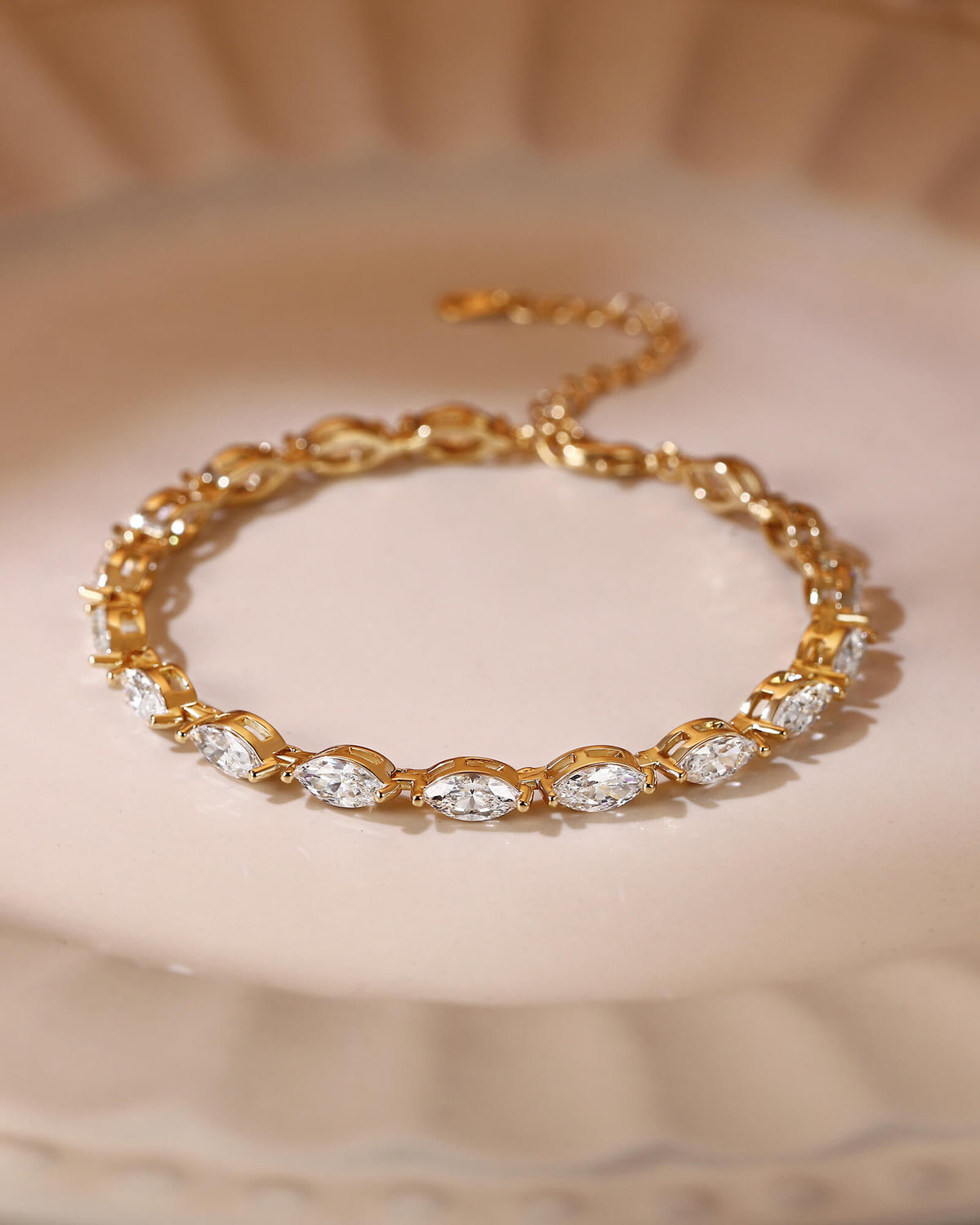 BRIANNA Marquise Cut Moissanite Diamond Tennis Bracelet