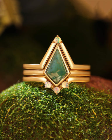 MOSSLYN Unique Bezel Set Kite Cut Moss Agate & Opal Engagement Ring Set 3pcs