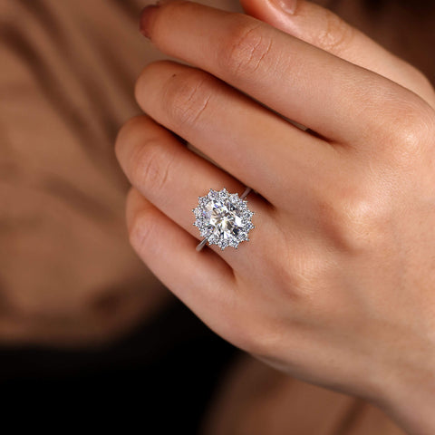 AURELIANA Comfort Fit Smooth Band Oval Moissanite Halo Engagement Ring
