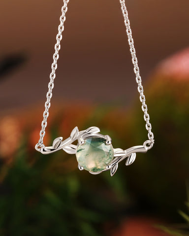 TREANA Natural Inspired Moss Agate Round Leafy Bracelet