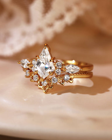 ARALYN Vintage Kite Cut Moissanite Cluster Engagement Ring Set 2pcs