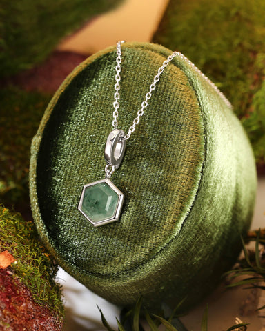 MYSTREENA Natural Inspired Minimalist Hexagon Cut Moss Agate Necklace