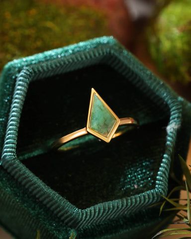 SILVABELLE Minimalist Bezel Set Kite Cut Moss Agate Solitaire Engagement Ring