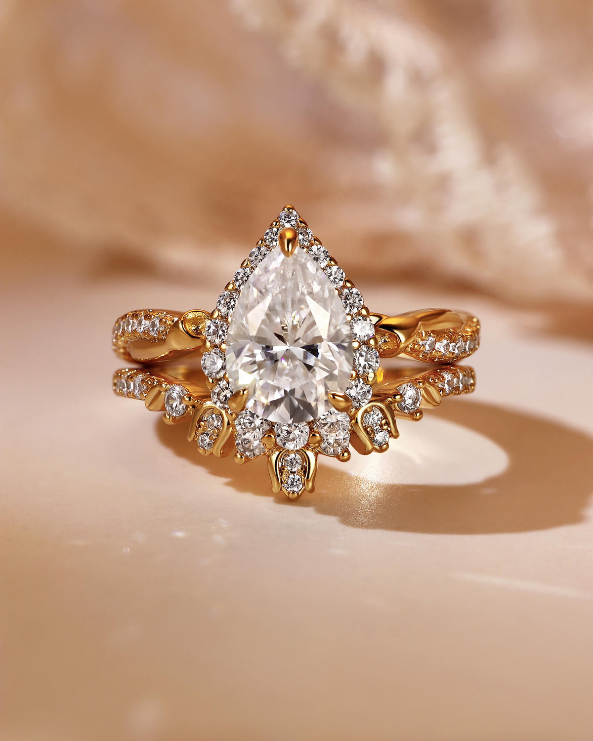 CLARISSA Floral Fairy Halo Pear Cut Moissanite Bridal Set 2pcs