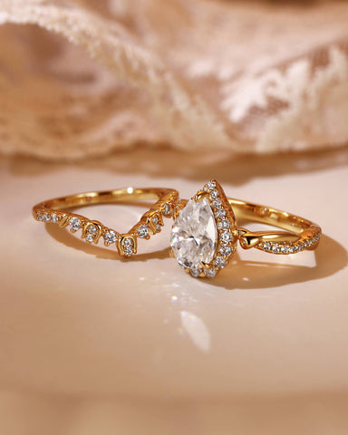 CLARISSA Floral Fairy Halo Pear Cut Moissanite Bridal Set 2pcs