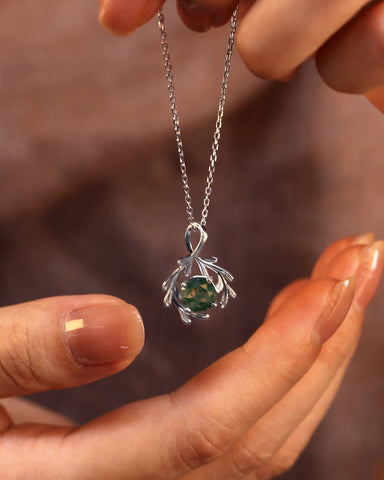 LEAFRY Natural Inspired Moss Agate Round Leafy Necklace